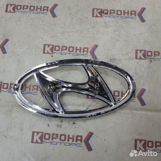 Эмблема решетки радиатора hyundai santa FE 2020