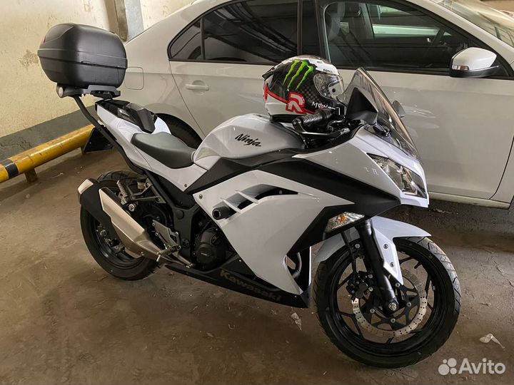 Kawasaki Ninja 300 R (2015 / малый пробег)