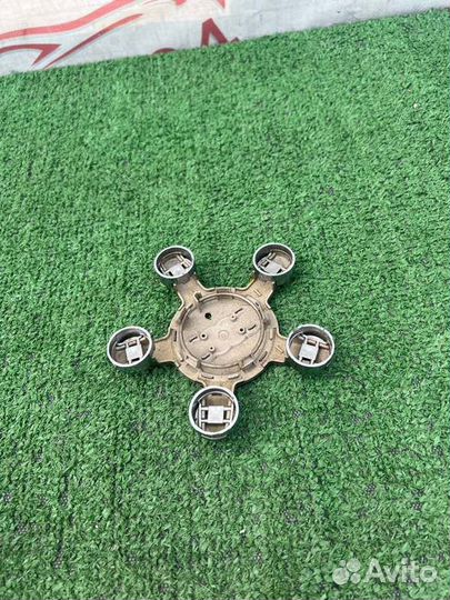 Колпачок ступицы Audi A6 4F5 BPJ 2004-2008