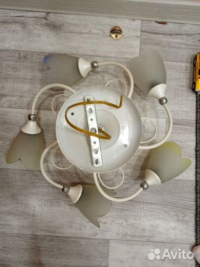 Люстра потолочная бу