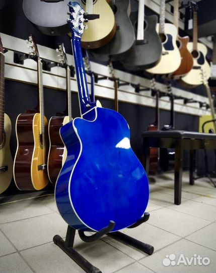 Акустическая гитара синяя + чехол