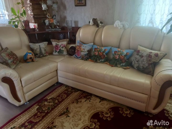 Угловой диван бу