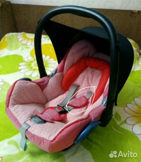 Автокресло 0+ Maxi-Cosi Cabrio fix