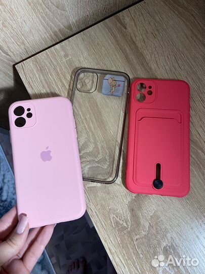 Чехлы на телефон iPhone 11