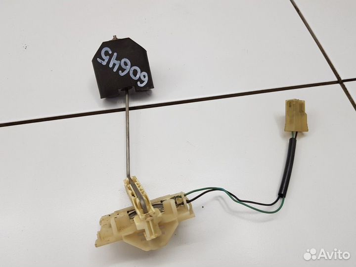 Датчик уровня топлива правый (Audi A6)