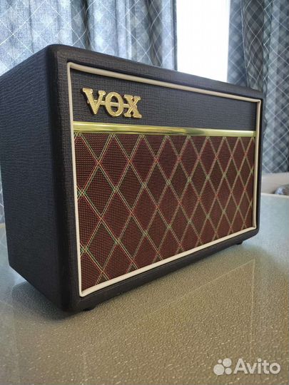 Гитарный комбоусилитель vox