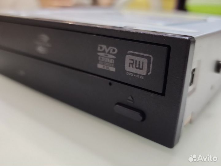 Оптический привод SATA Hewlett-Packard TS-H653