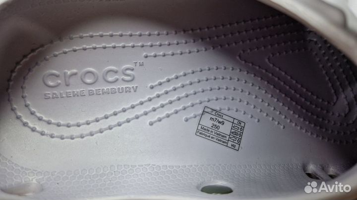 Crocs salehe bembury