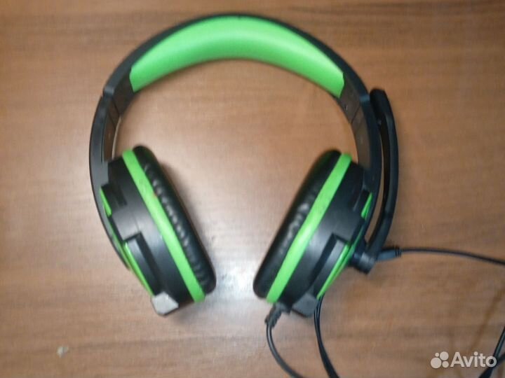 Проводные наушники 1.Ritmix 2.Defender с микро