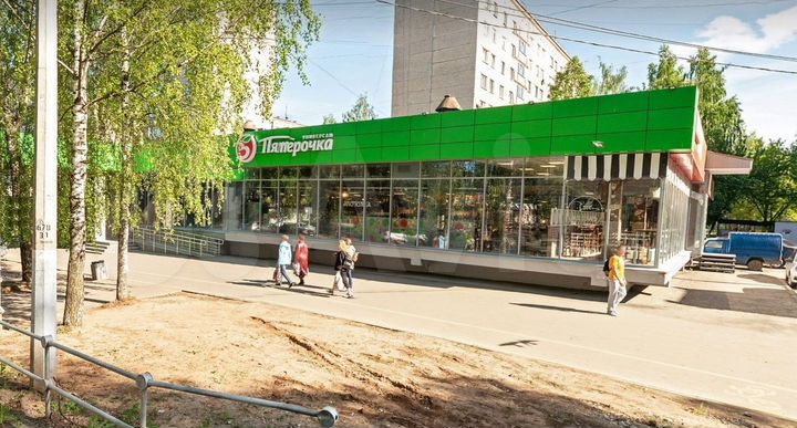 Торговая площадь, Арендатор - пятерочка 1070.1 м²