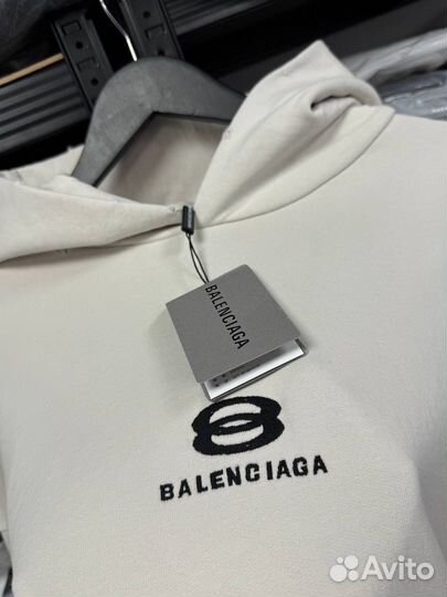 Худи balenciaga distressed (стиль 2025)