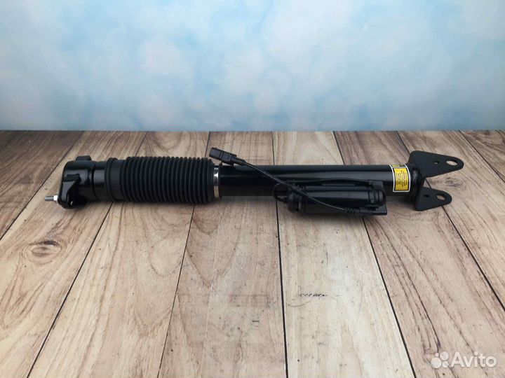 Амортизатор задний Mercedes ML W166, GL X166 с ADS
