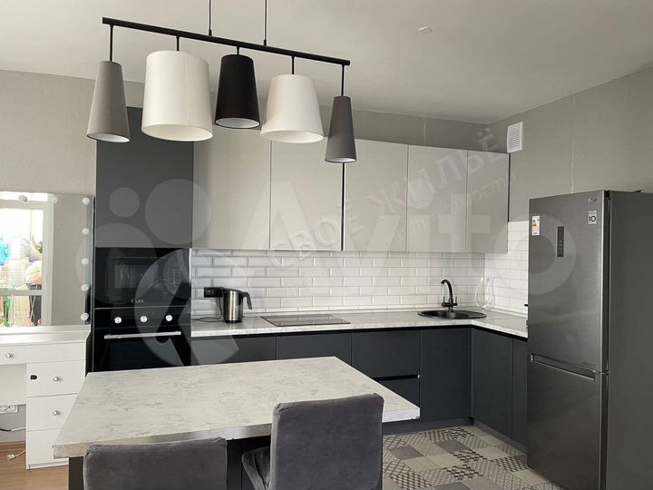 3-к. квартира, 73 м², 12/25 эт.