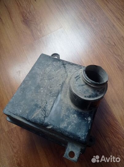 Корпус воздушного фильтра ваз