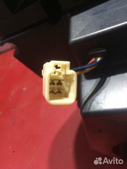 Сабвуфер Mitsubishi Outlander mitsubishi outlander