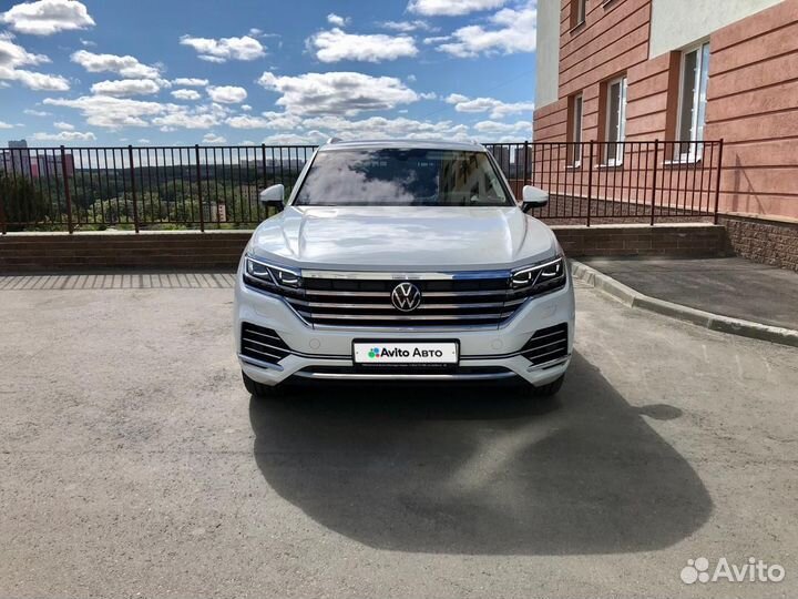 Volkswagen Touareg 3.0 AT, 2021, 13 900 км