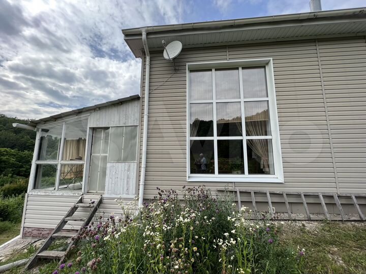 Дом 102,6 м² на участке 10 сот.