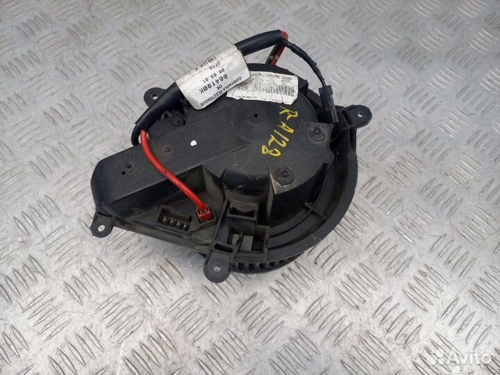 Моторчик печки правый Land Rover Range Rover 2 4.6