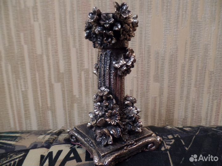 Подсвечник