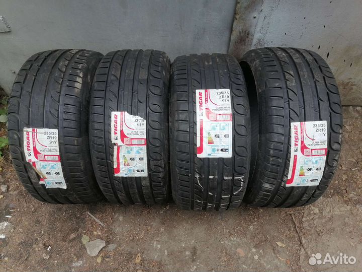 Tigar High Performance 235/35 R19