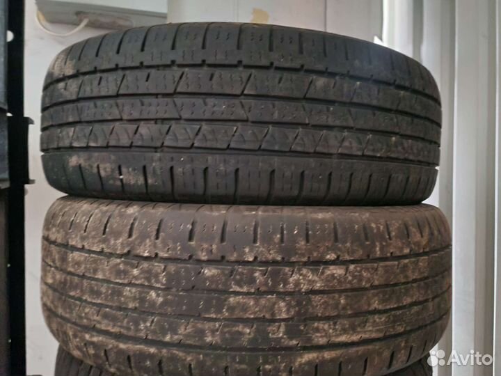 Continental CrossContact LX25 215/65 R16 98L