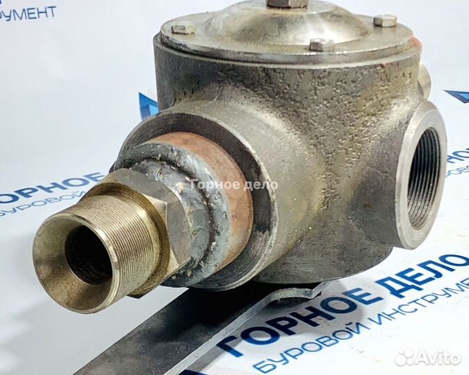 Кран трехходовой нб40.01.110 урб