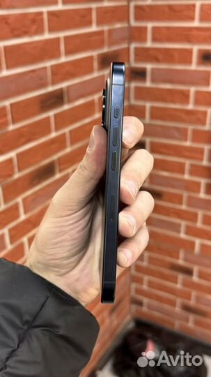 iPhone 15 Pro, 256 ГБ