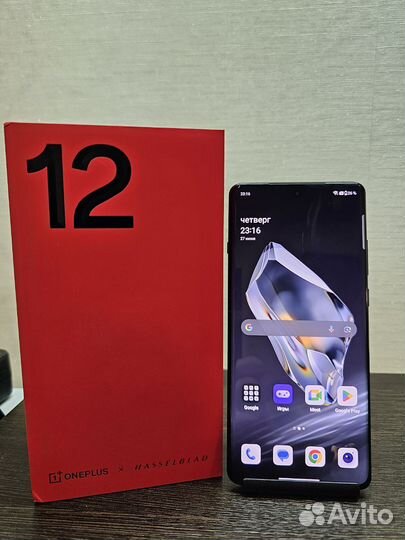 OnePlus 12, 12/256 ГБ