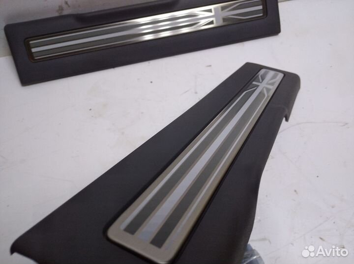 Накладки порогов range rover evoque