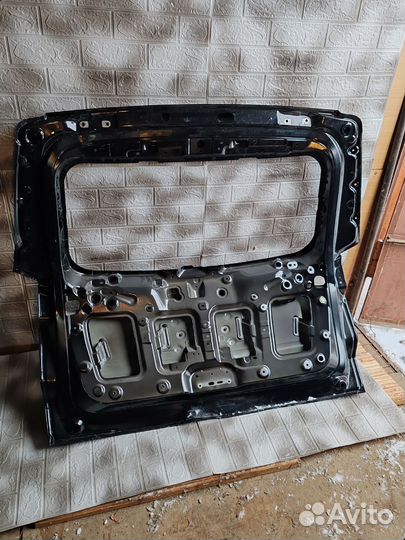 Крышка багажника Geely Atlas Pro