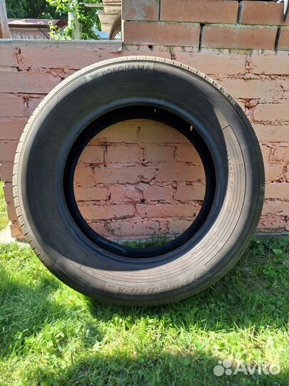 Yokohama BluEarth AE50 215/65 R17