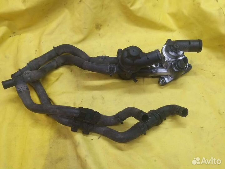 Корпус термостата Volkswagen Passat B7 2010-2015