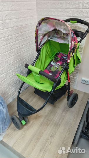 Прогулочная коляска