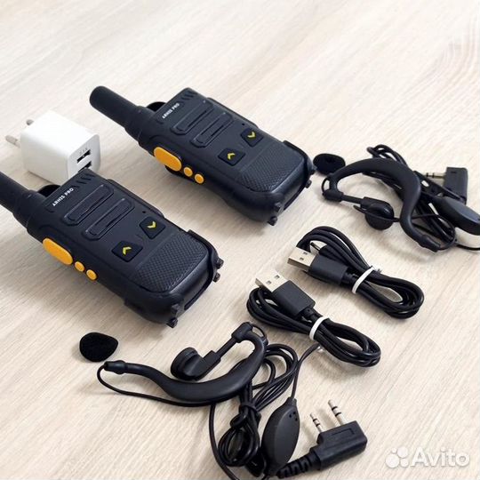 Рация с наушником, радиостанция с гарнитурой
