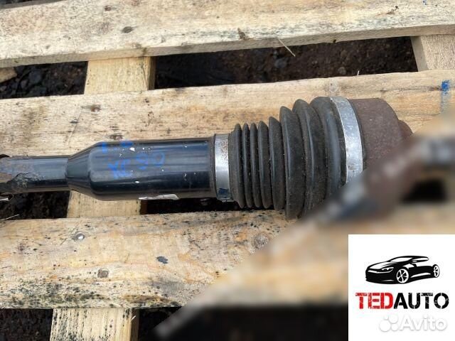 Полуось передняя левая (приводной вал, Volvo XC90 2007