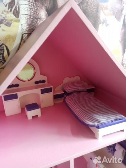 Большой кукольный домик деревянный