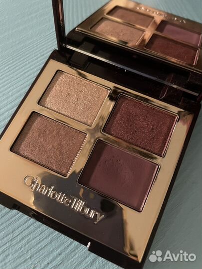 Палитра теней Charlotte Tilbury Mesmerising Maroon