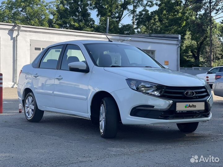 LADA Granta 1.6 МТ, 2021, 250 000 км