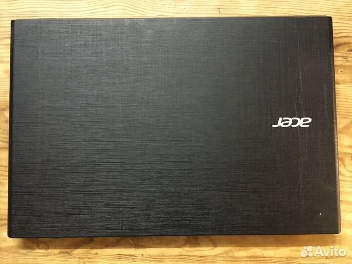 Ноутбук Acer E3-573G-31V3