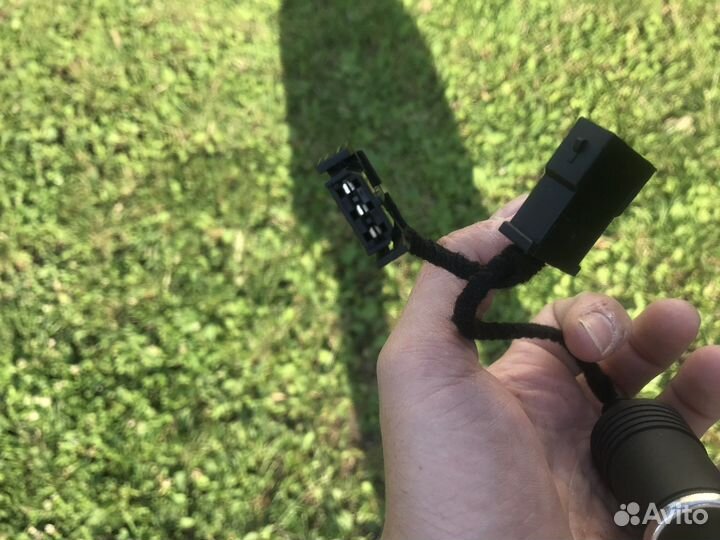 Адаптер для подключения видеорегистратора VAG