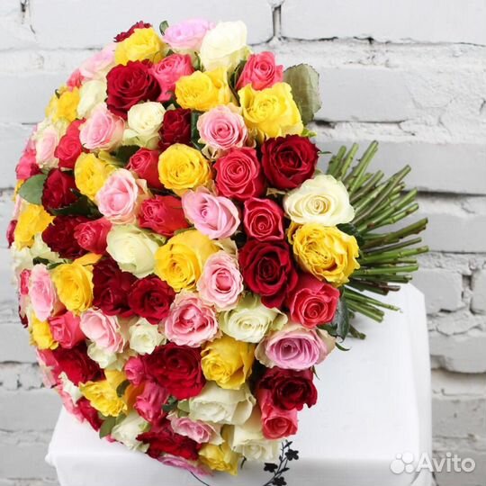 Букет роз 51 роза 101 роза микс
