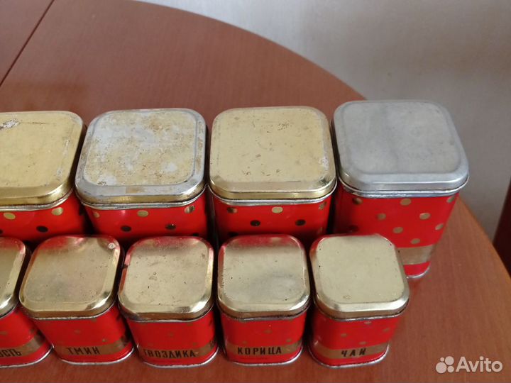 Металлические ёмкости для хранения на кухне СССР