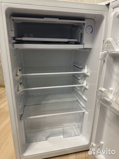 Компактный холодильник