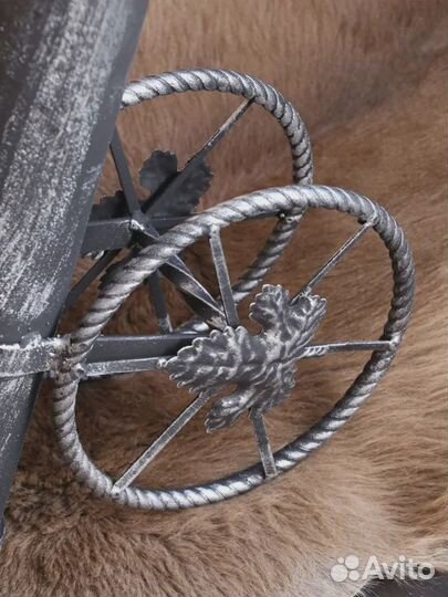 Кованая подставка для шампуров 