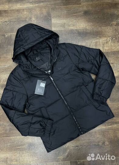 Легкие куртки Armani универсальные