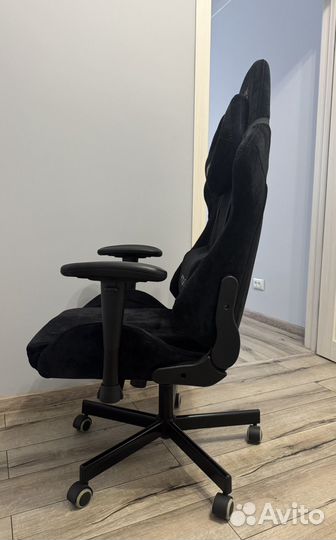 Кресло компьютерное игровое zombie viking knight