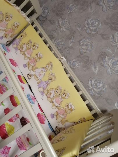 Бортики в кроватку