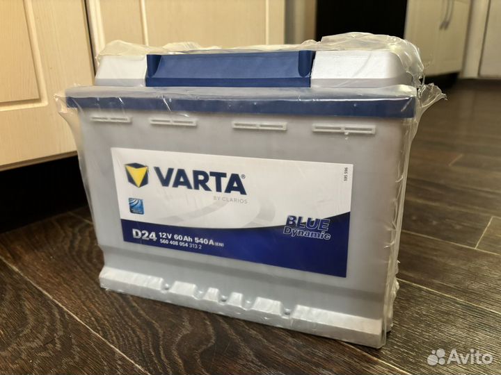 Автомобильный аккумулятор Varta 60 Ah 540 A новый