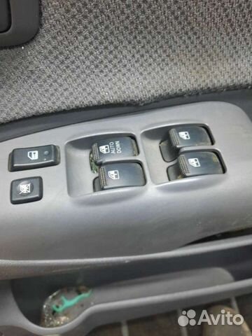 Блок управления стеклоподъемниками Hyundai Tucson