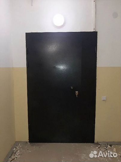 Стальная Тамбурная дверь на общий коридор